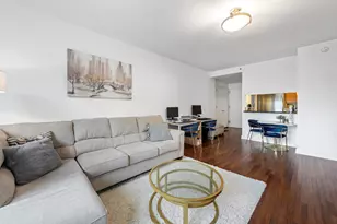 120 Riverside Blvd, New York City, NY 10069 - Photo 2