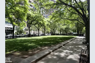 333 Rector Place #1405, New York City, NY 10280 - Photo 28