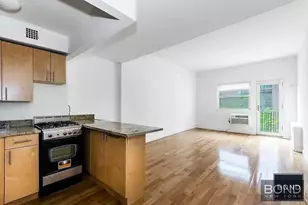 211 Thompson St, New York City, NY 10012 - Photo 2