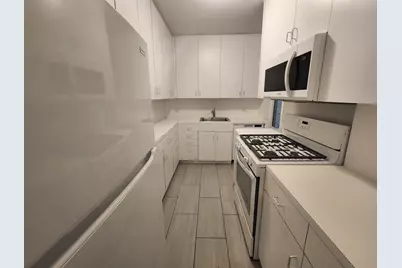 40 Central Park S #5F, New York City, NY 10019 - Photo 4
