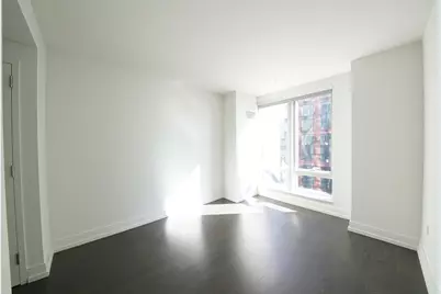 555 10th Avenue #21G, New York, NY 10018 - Photo 2