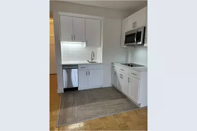 320 E 42nd Street #2306, New York, NY 10017 - Photo 1