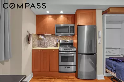 314 E 41st Street #306B, New York City, NY 10017 - Photo 4