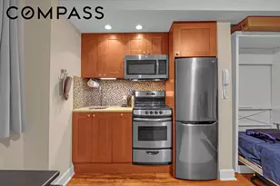 314 E 41st St, New York City, NY 10017 - Photo 4