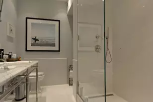 200 E 69th St, New York City, NY 10021 - Photo 8