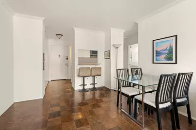 2025 Broadway #8E, New York City, NY 10023 - Photo 2