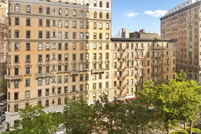 2025 Broadway #8E, New York City, NY 10023 - Photo 6