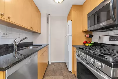 220 E 54th Street #10D, New York City, NY 10022 - Photo 4