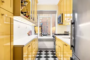 20 E 35th St, New York City, NY 10016 - Photo 6
