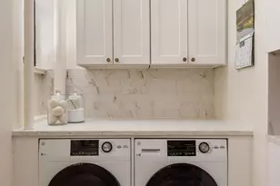 203 W 90th St, New York City, NY 10024 - Photo 8