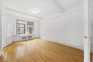 175 W 93rd St, New York City, NY 10025 - Photo 2