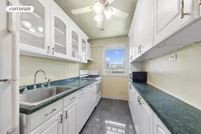 195 Adams Street #15C, New York City, NY 11201 - Photo 4