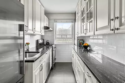 195 Adams Street #10CD, New York City, NY 11201 - Photo 2