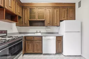 303 E 57th St, New York City, NY 10022 - Photo 4