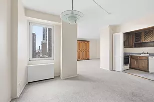 303 E 57th St, New York City, NY 10022 - Photo 2