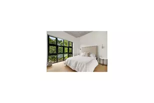 860 Lorimer St, New York City, NY 11222 - Photo 4