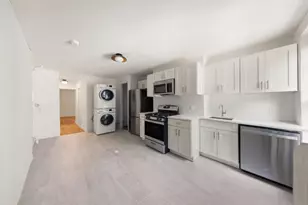 533 Washington Ave, New York City, NY 11238 - Photo 2
