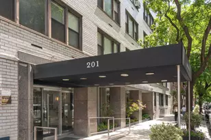 201 E 21st St, New York, NY 10010 - Photo 14
