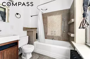 107 W 106th St, New York City, NY 10025 - Photo 4
