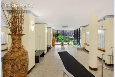 275 Webster Avenue #3G, New York City, NY 11230 - Photo 8