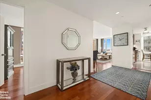 250 E 53rd St, New York City, NY 10022 - Photo 8