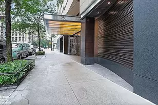 250 E 53rd St, New York City, NY 10022 - Photo 16