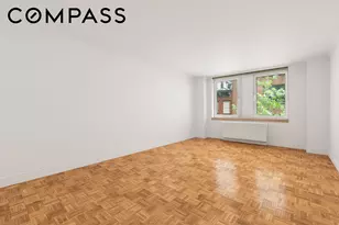 404 E 76th St, New York City, NY 10021 - Photo 2