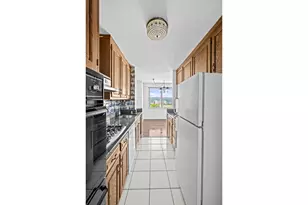 555 Kappock St, New York City, NY 10463 - Photo 8