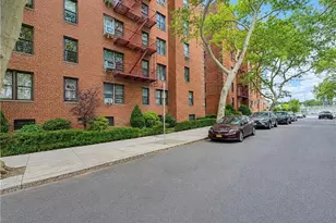 711 Montauk Ct, New York City, NY 11235 - Photo 20