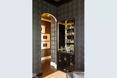 10 Gracie Square #11A, New York City, NY 10028 - Photo 8