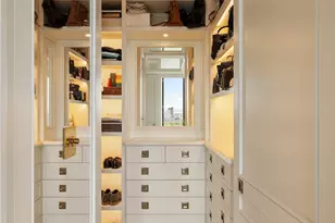 10 Gracie Square, New York City, NY 10028 - Photo 26