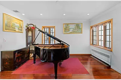 130-35 126th Street, New York City, NY 11420 - Photo 8