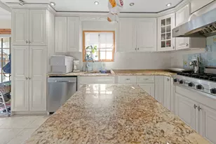 130-35 126th St, New York City, NY 11420 - Photo 12