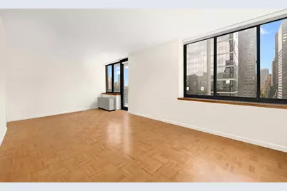 250 E 40th Street #27B, New York City, NY 10016 - Photo 4