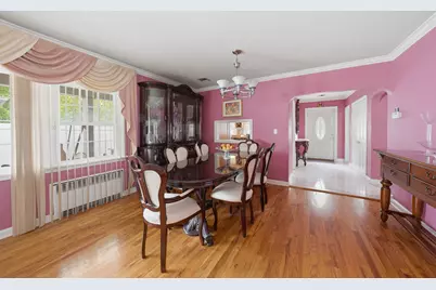 1142 Bay 25th Street, New York City, NY 11691 - Photo 4