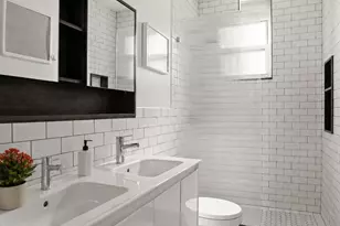 35-34 77th St, New York City, NY 11372 - Photo 8