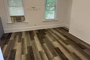 23-62 37th St, New York City, NY 11105 - Photo 10