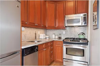 134 W 93rd Street #8C, New York City, NY 10025 - Photo 4