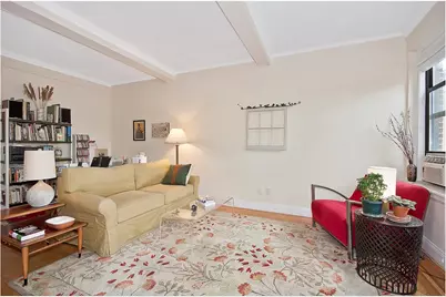 134 W 93rd Street #8C, New York, NY 10025 - Photo 2
