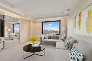160 Central Park S, New York City, NY 10019 - Photo 4