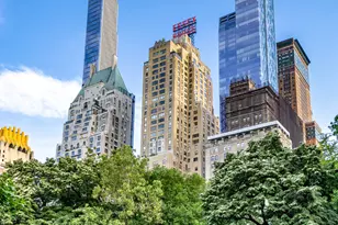 160 Central Park S, New York City, NY 10019 - Photo 12