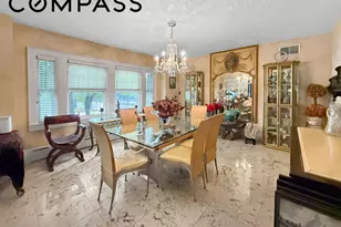 3829 Beach 38th St, New York City, NY 11224 - Photo 8