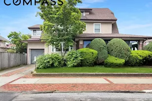 3829 Beach 38th St, New York City, NY 11224 - Photo 24