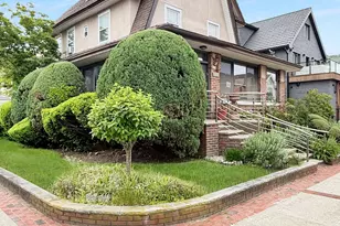 3829 Beach 38th St, New York City, NY 11224 - Photo 4