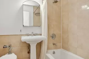 333 W 57th St, New York, NY 10019 - Photo 6
