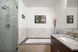 261 W 28th St, New York City, NY 10001 - Photo 4