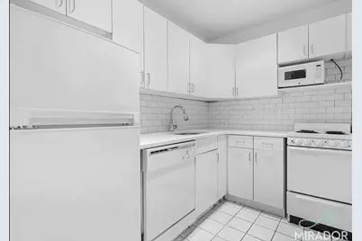132 E 45th Street #8F, New York, NY 10017 - Photo 4
