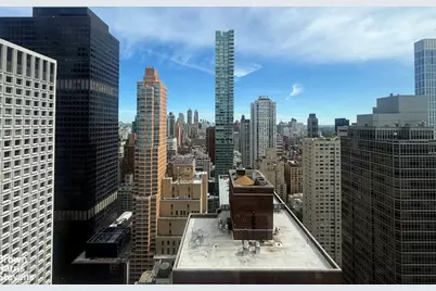 250 E 54th Street #37B, New York, NY 10022 - Photo 30