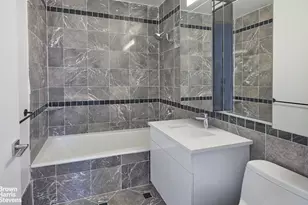 250 E 54th St, New York City, NY 10022 - Photo 14