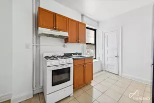 177 Thompson St, New York City, NY 10012 - Photo 2